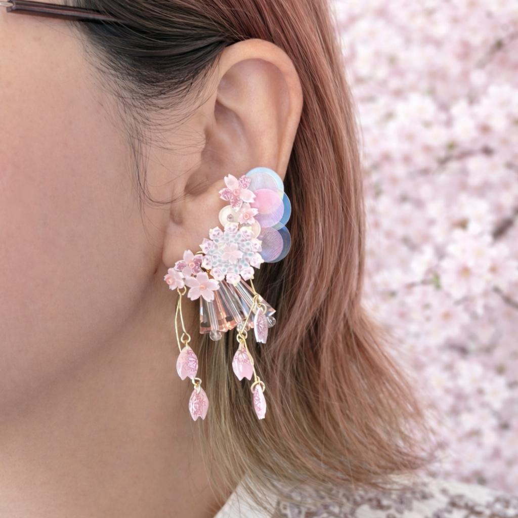 桜×ねこ 2wayアシンメトリーピアス／イヤリング｜揺れる春の猫アクセサリー | 9枚目
